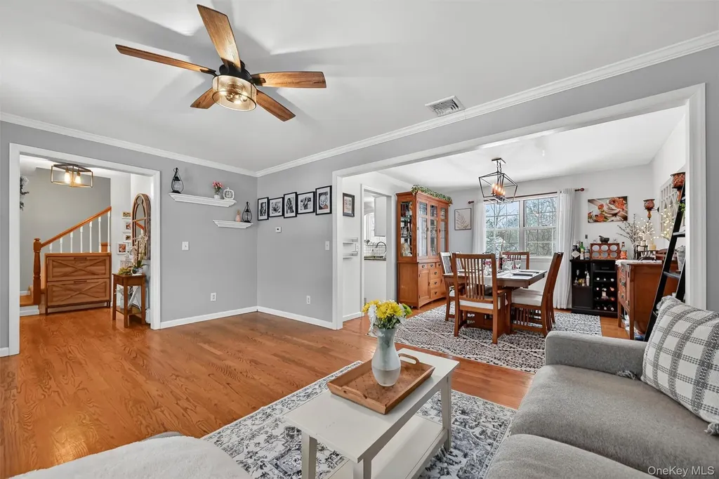 6 Wayne Drive Middletown NY 10940