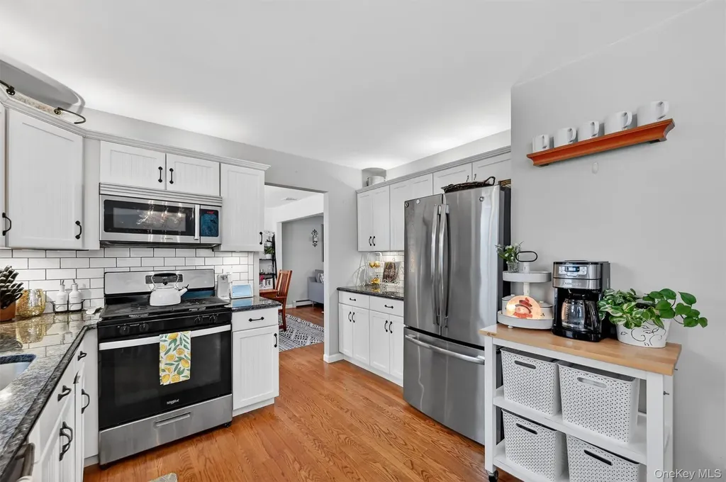 6 Wayne Drive Middletown NY 10940
