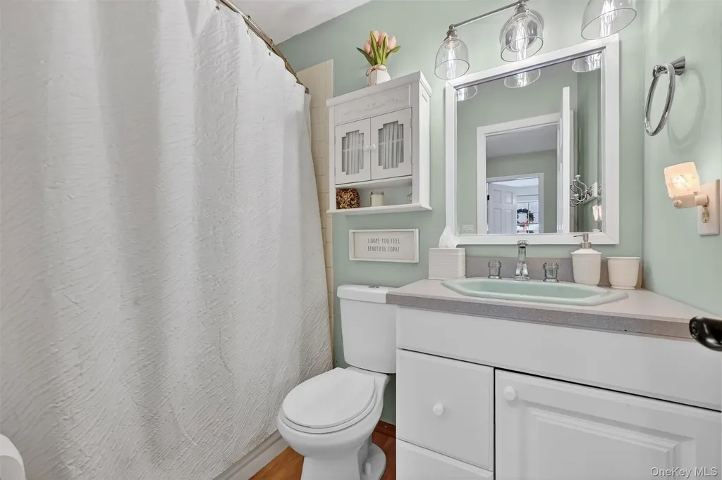 6 Wayne Drive Middletown NY 10940