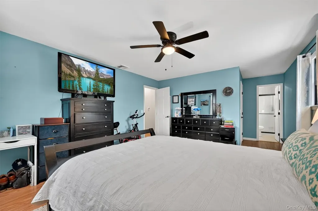 6 Wayne Drive Middletown NY 10940