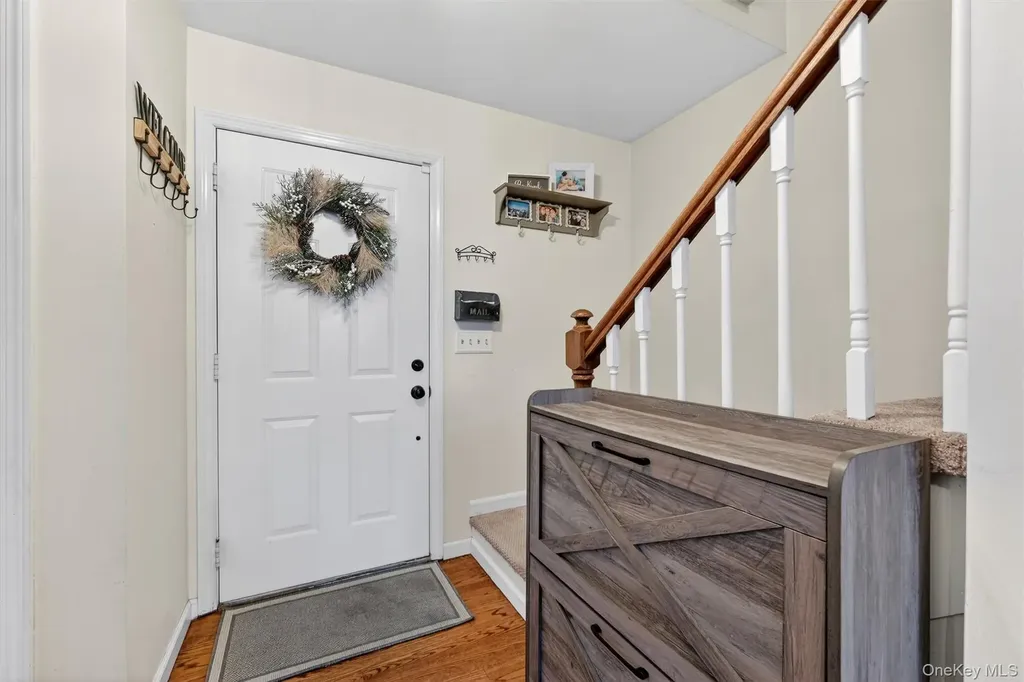 6 Wayne Drive Middletown NY 10940