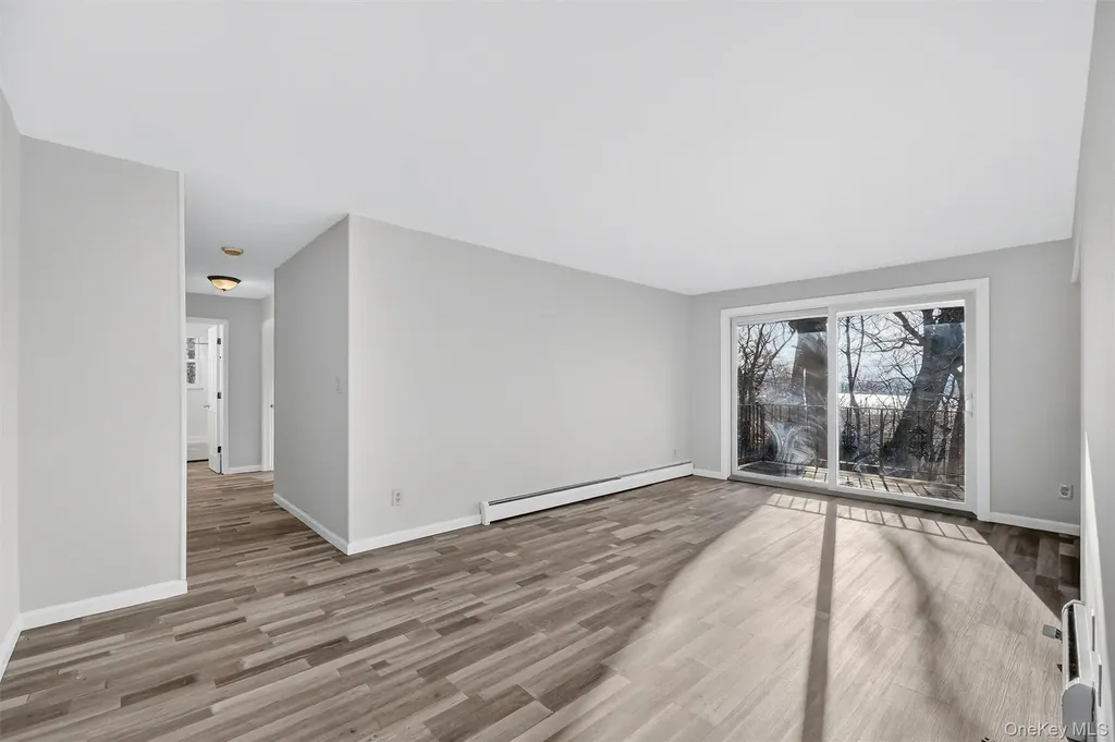 4 Colonial Road Beacon NY 12508