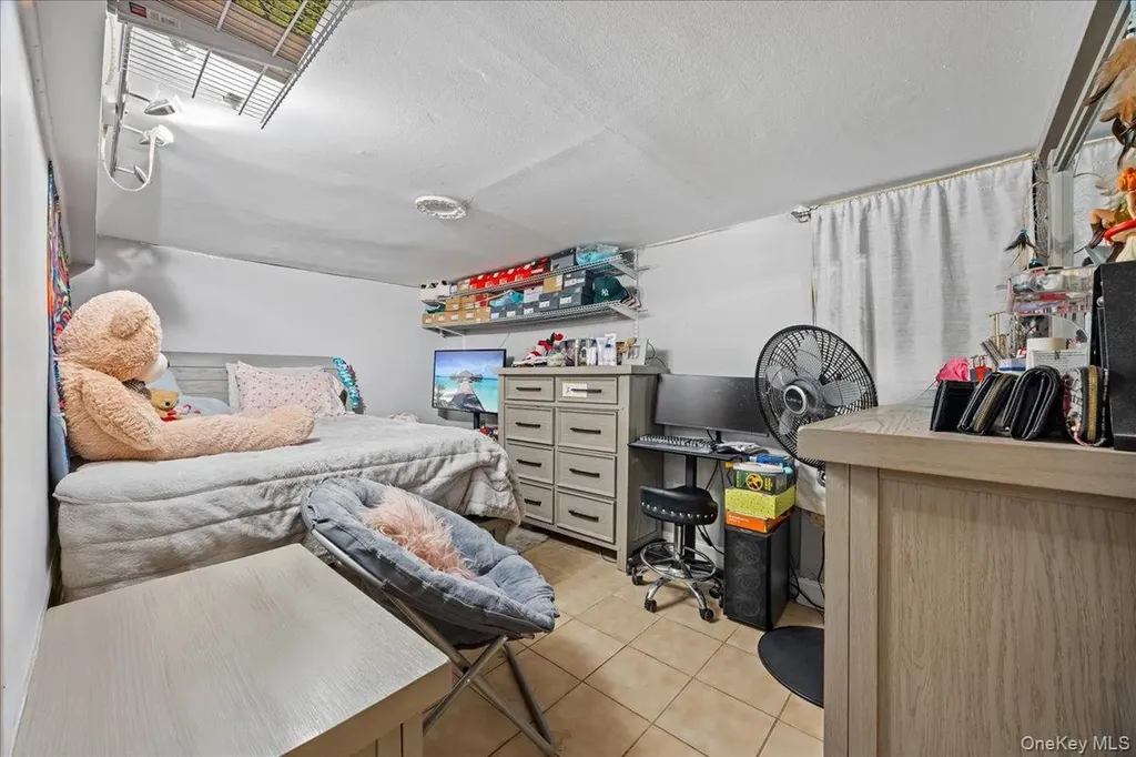 2953 Harding Avenue Bronx NY 10465