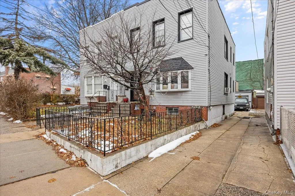 2953 Harding Avenue Bronx NY 10465