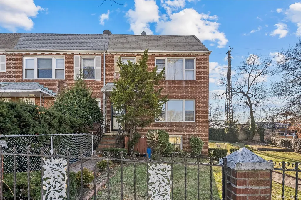 20004 39th Avenue Bayside NY 11361