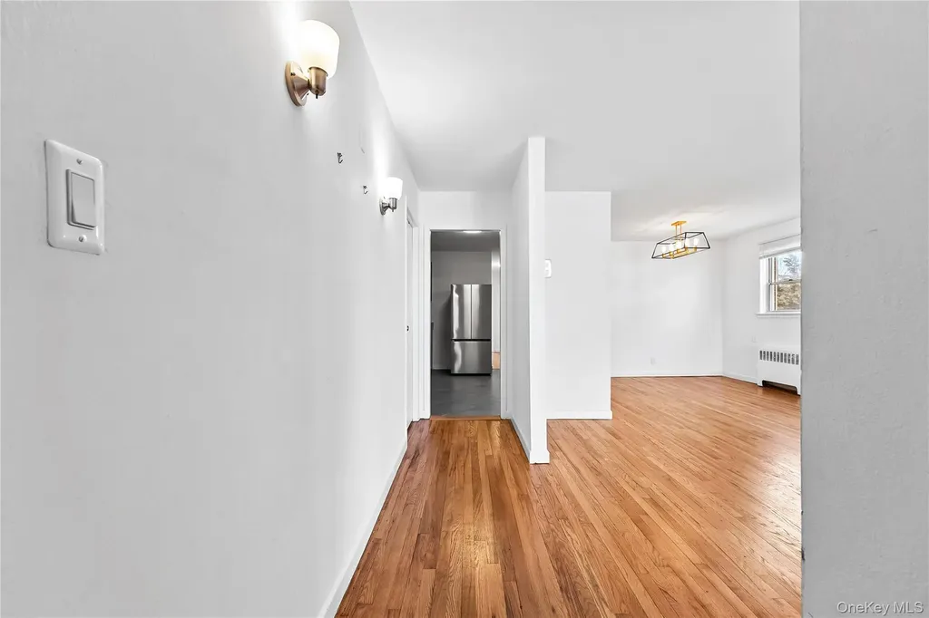 20004 39th Avenue Bayside NY 11361