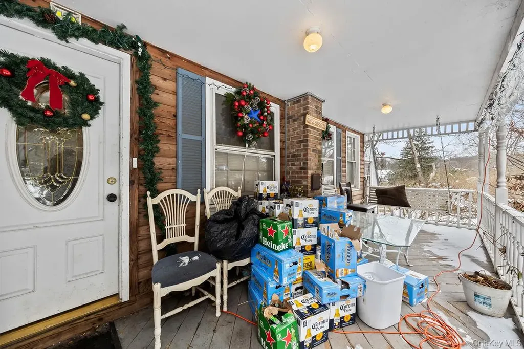 32 Mcnamara Road Spring Valley NY 10977