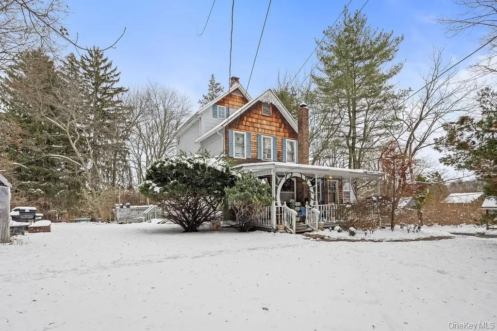 32 Mcnamara Road Spring Valley NY 10977