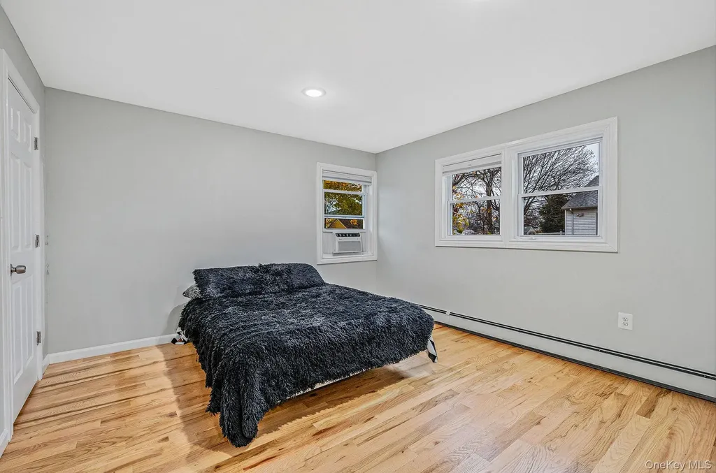 1316 6th Street West Babylon NY 11704