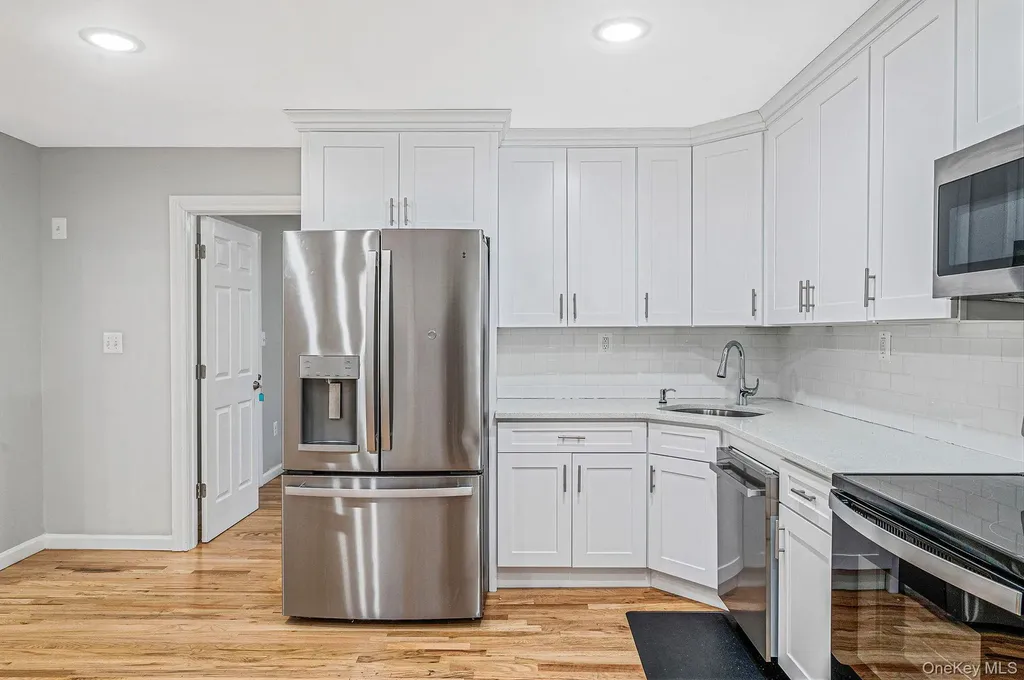 1316 6th Street West Babylon NY 11704