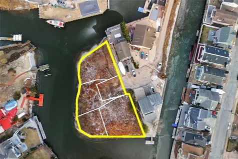 6 Island Plaza Bellmore NY 11710