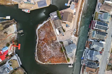 6 Island Plaza Bellmore NY 11710