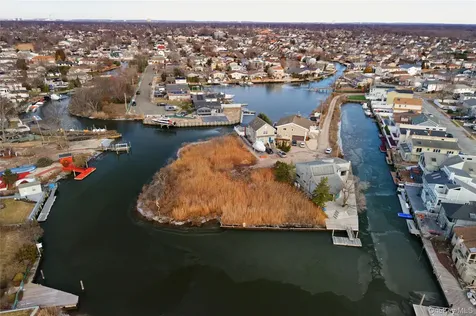 6 Island Plaza Bellmore NY 11710