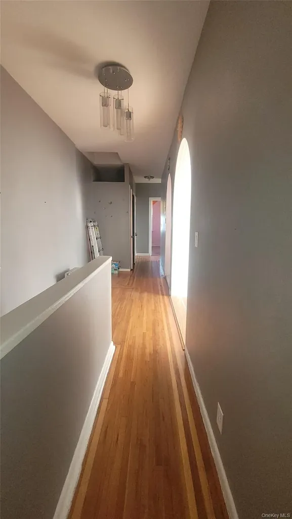 2924 Yates Avenue Bronx NY 10469