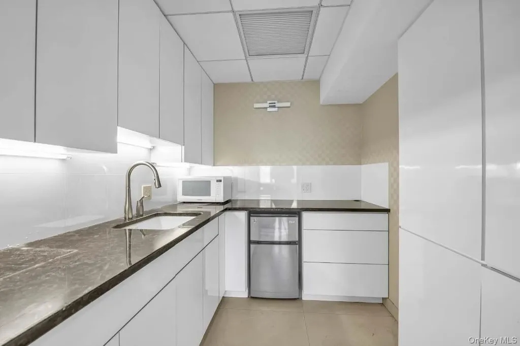 38-25 Main Street Flushing NY 11354