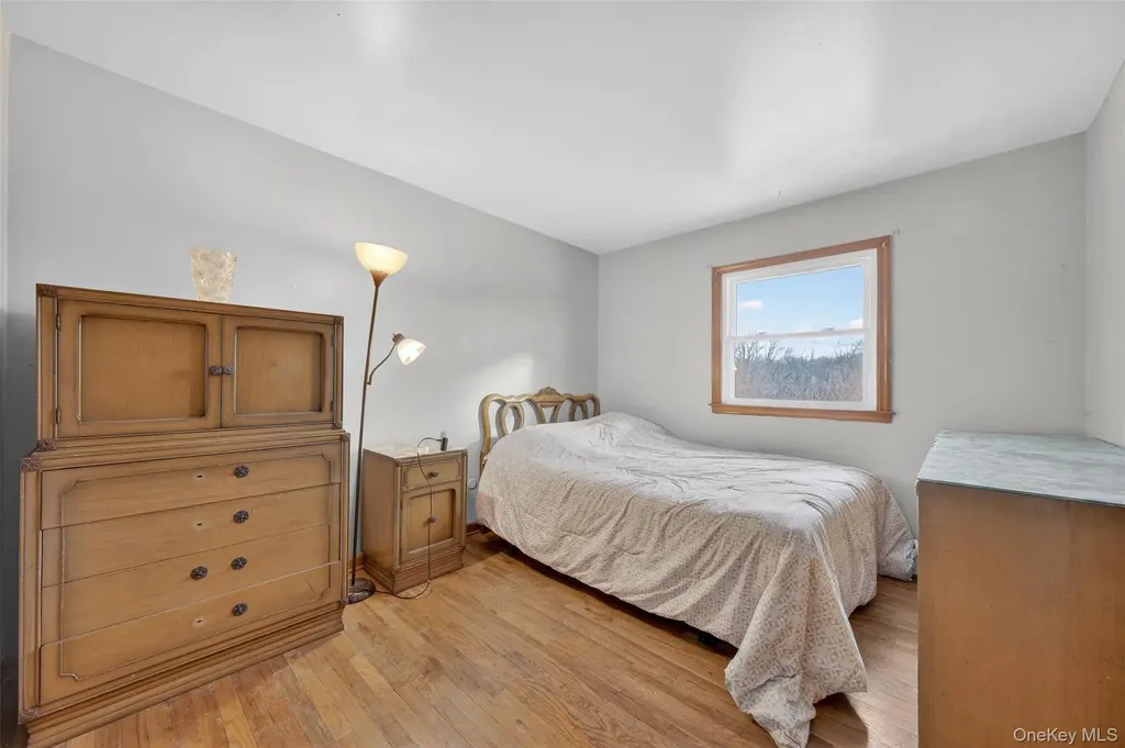 93 Old Mill Road Wallkill NY 12589