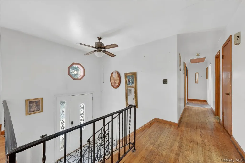 93 Old Mill Road Wallkill NY 12589