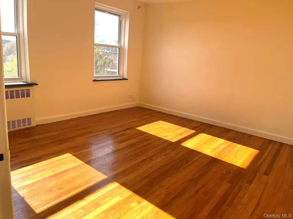 147-37 38th Avenue Flushing NY 11354