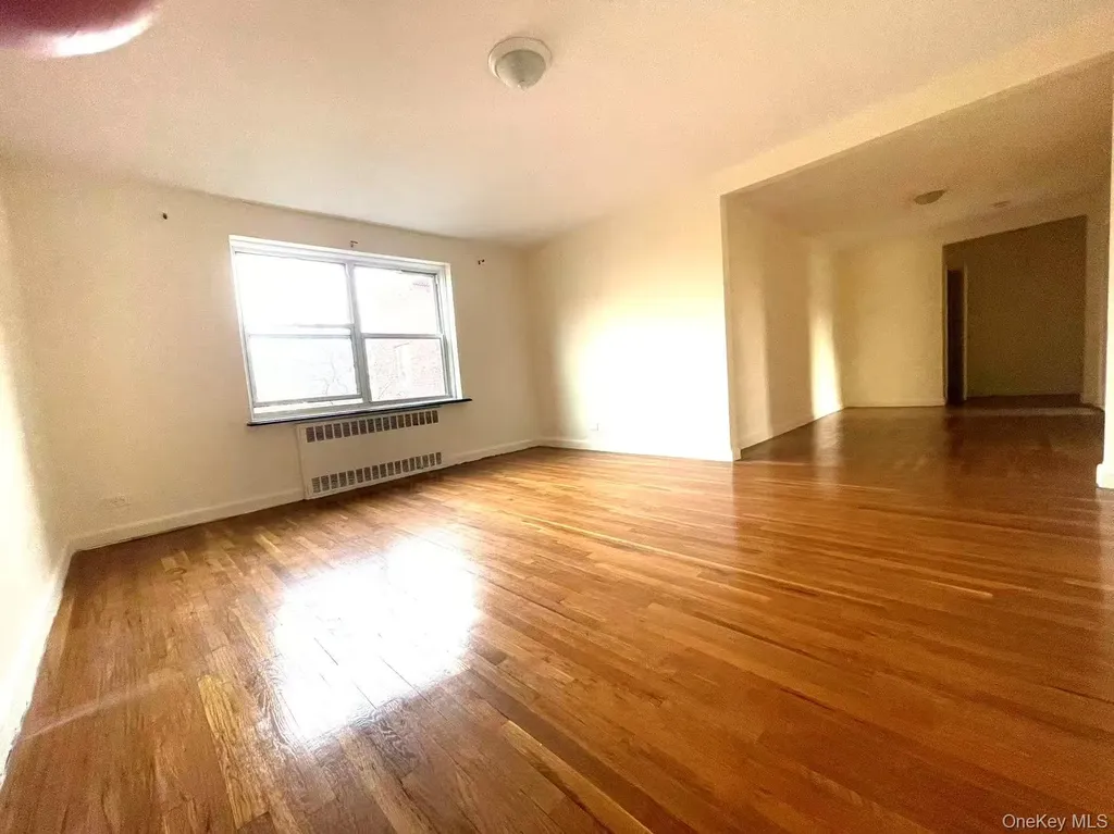 147-37 38th Avenue Flushing NY 11354