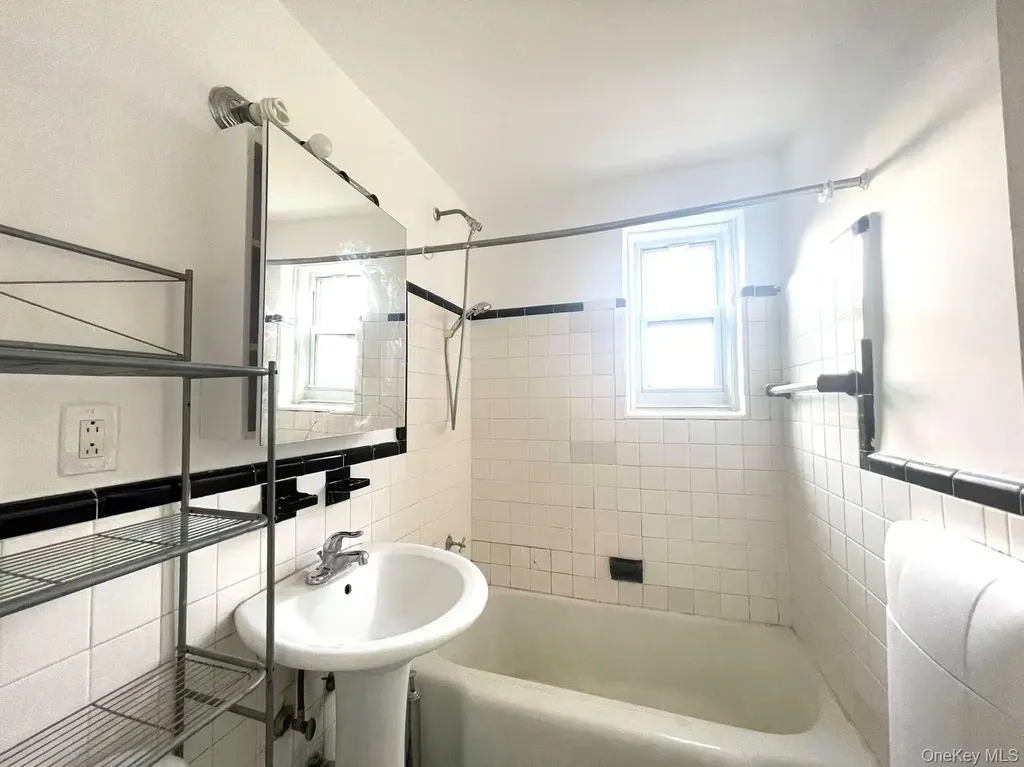 147-37 38th Avenue Flushing NY 11354