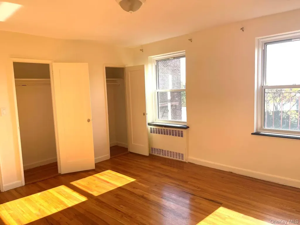 147-37 38th Avenue Flushing NY 11354