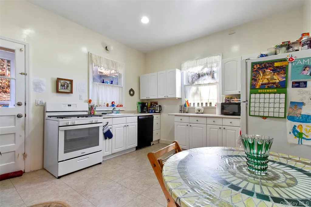 80 Broadway Dobbs Ferry NY 10522