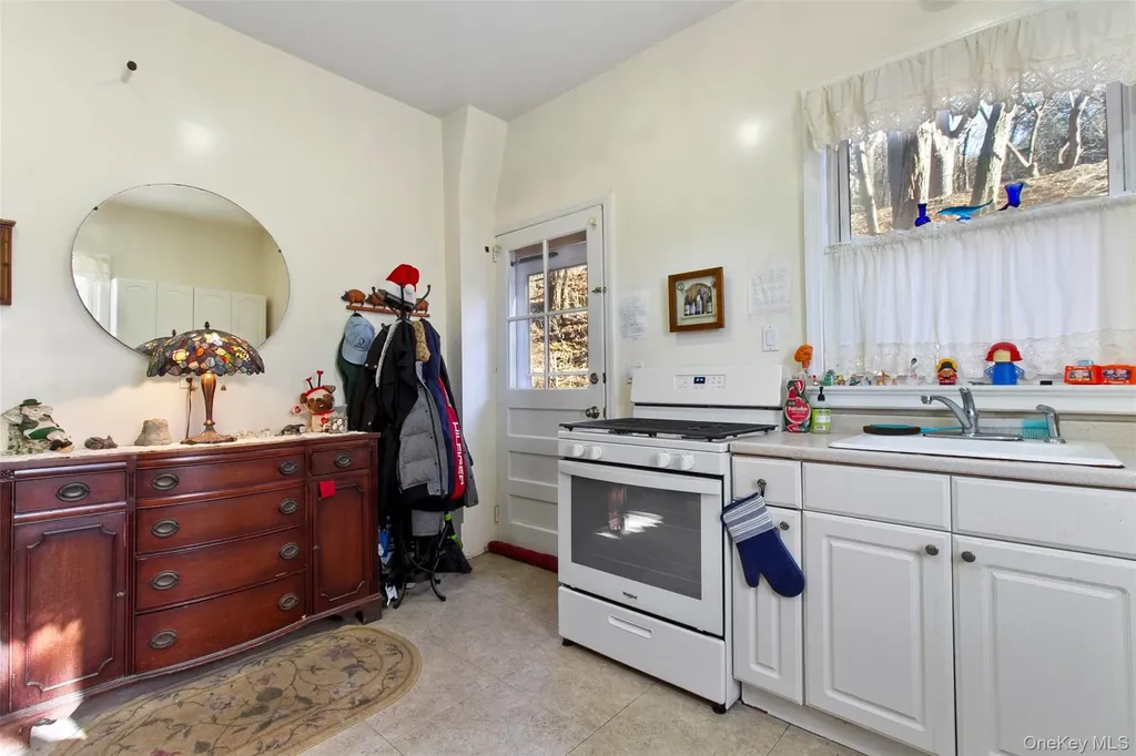 80 Broadway Dobbs Ferry NY 10522