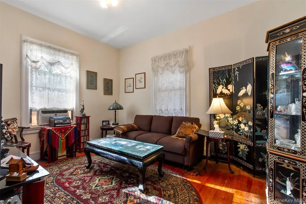 80 Broadway Dobbs Ferry NY 10522