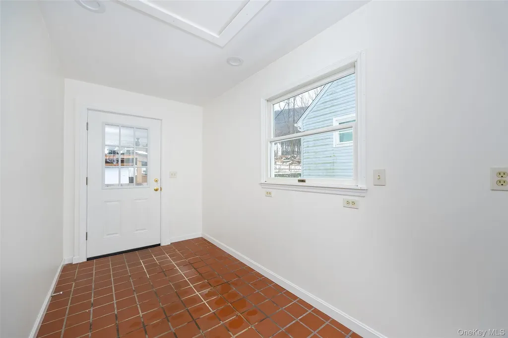 28 Howland Avenue Beacon NY 12508