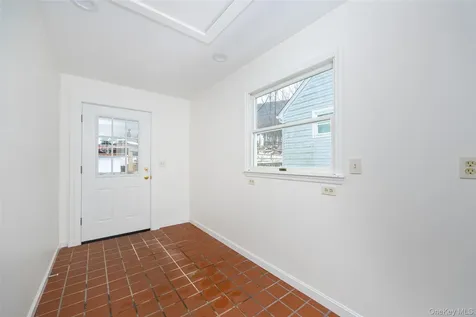28 Howland Avenue Beacon NY 12508