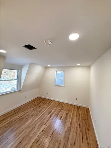 31 N Cozine Road Manorville NY 11949