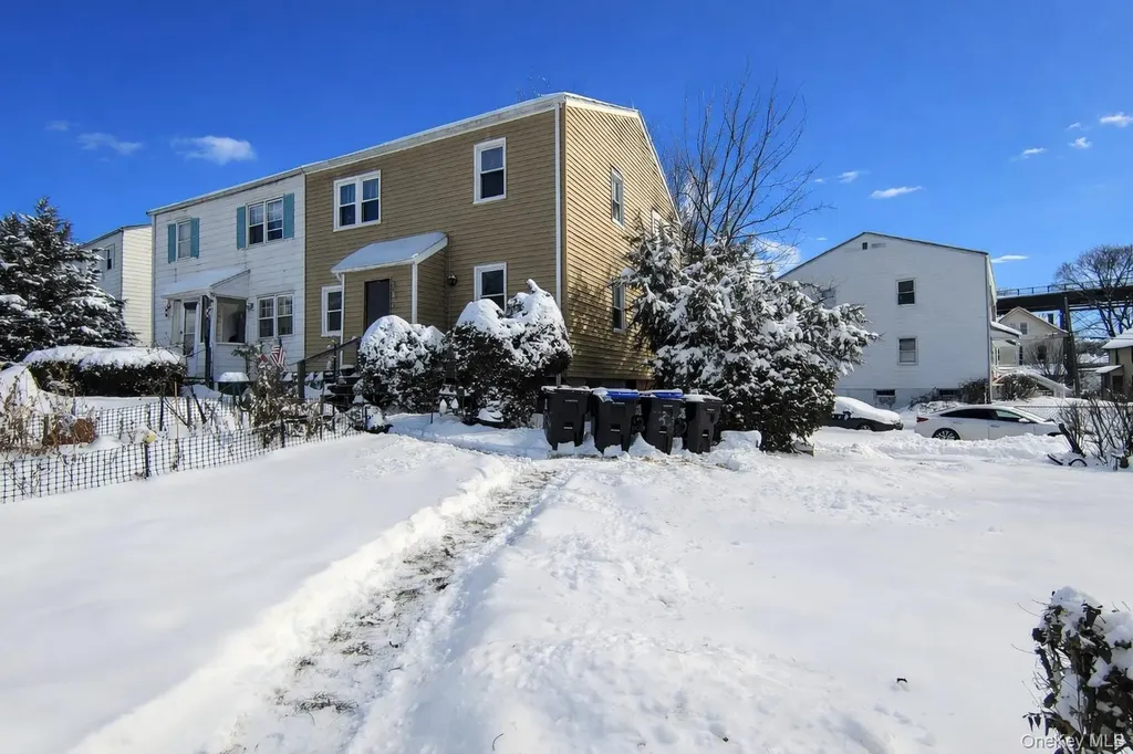 32 Vernon Terrace Poughkeepsie NY 12601