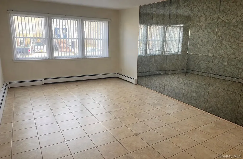 1613 Stadium Avenue Bronx NY 10465