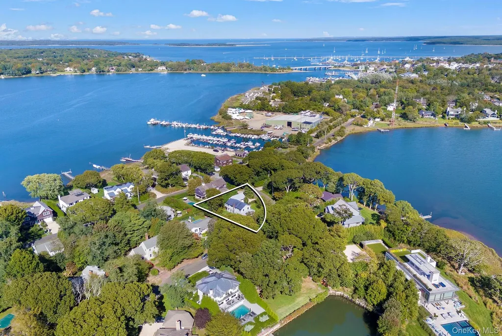 21 Cove Road Sag Harbor NY 11963