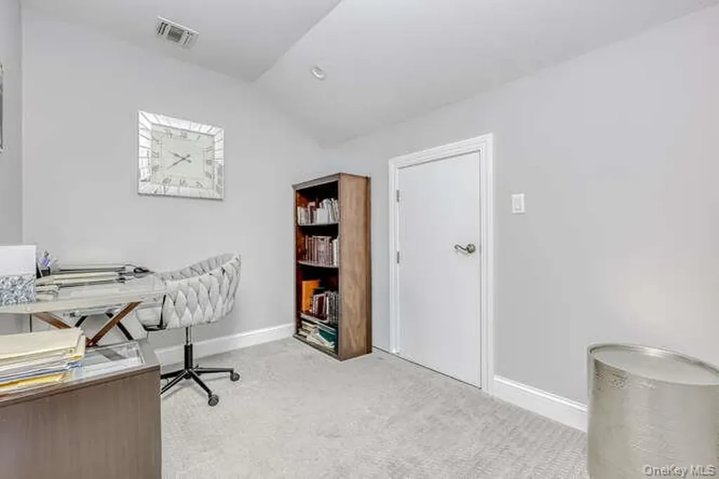 9 Westminster Way Pomona NY 10970