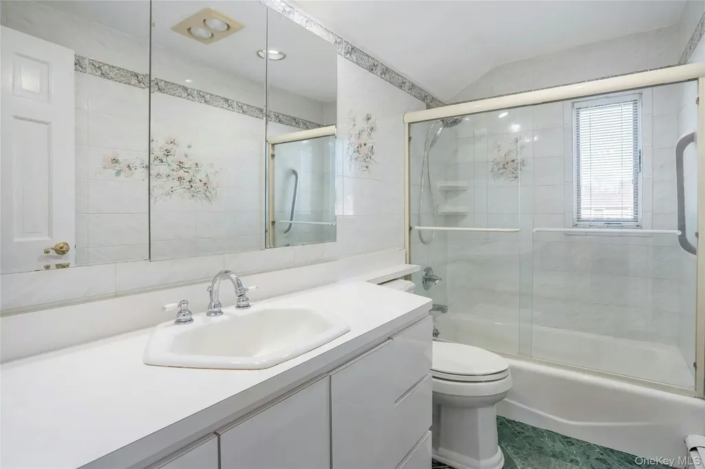 3 Dover Lane Old Bethpage NY 11804