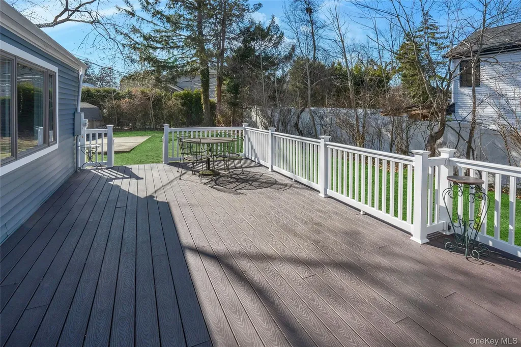 3 Dover Lane Old Bethpage NY 11804
