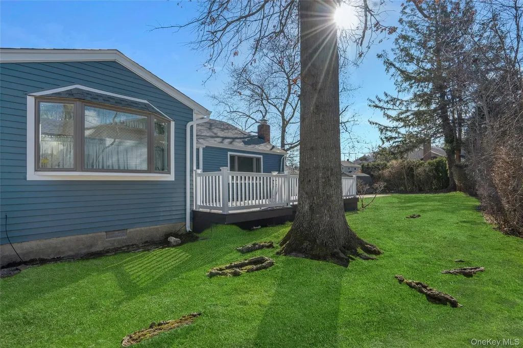 3 Dover Lane Old Bethpage NY 11804