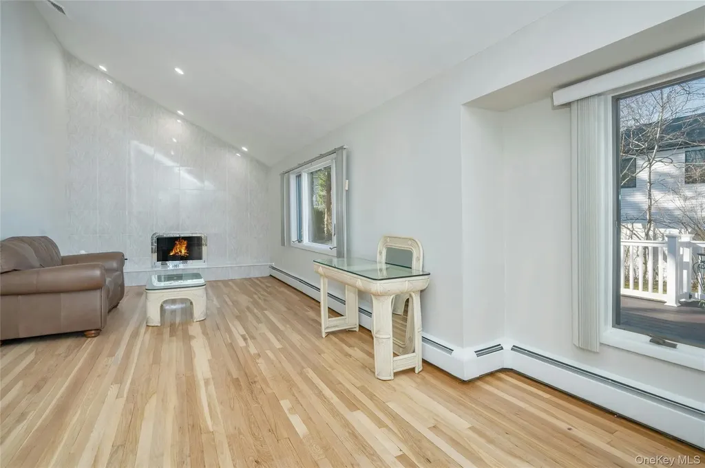 3 Dover Lane Old Bethpage NY 11804