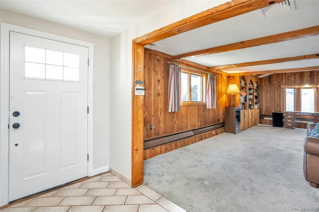 3 Dover Lane Old Bethpage NY 11804