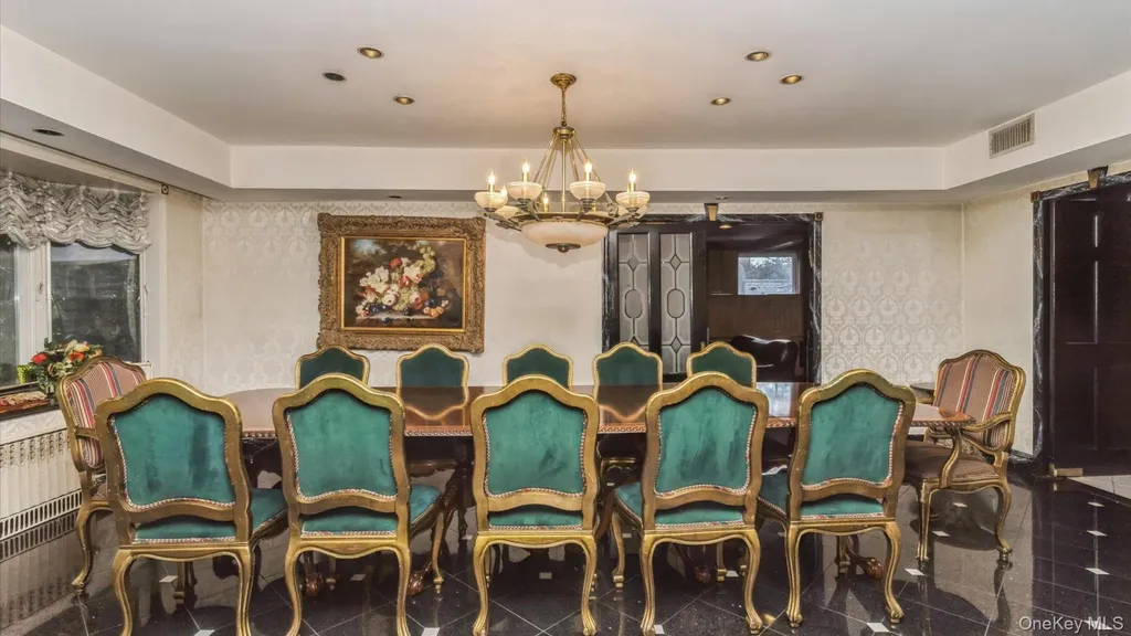 178 Wildacre Avenue Lawrence NY 11559