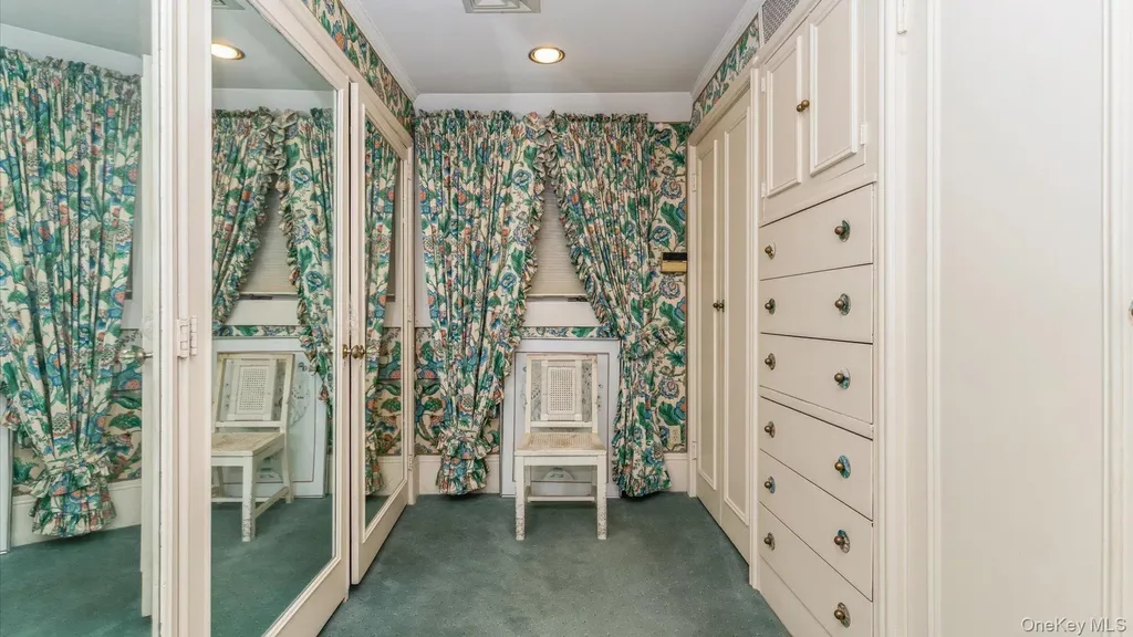 178 Wildacre Avenue Lawrence NY 11559
