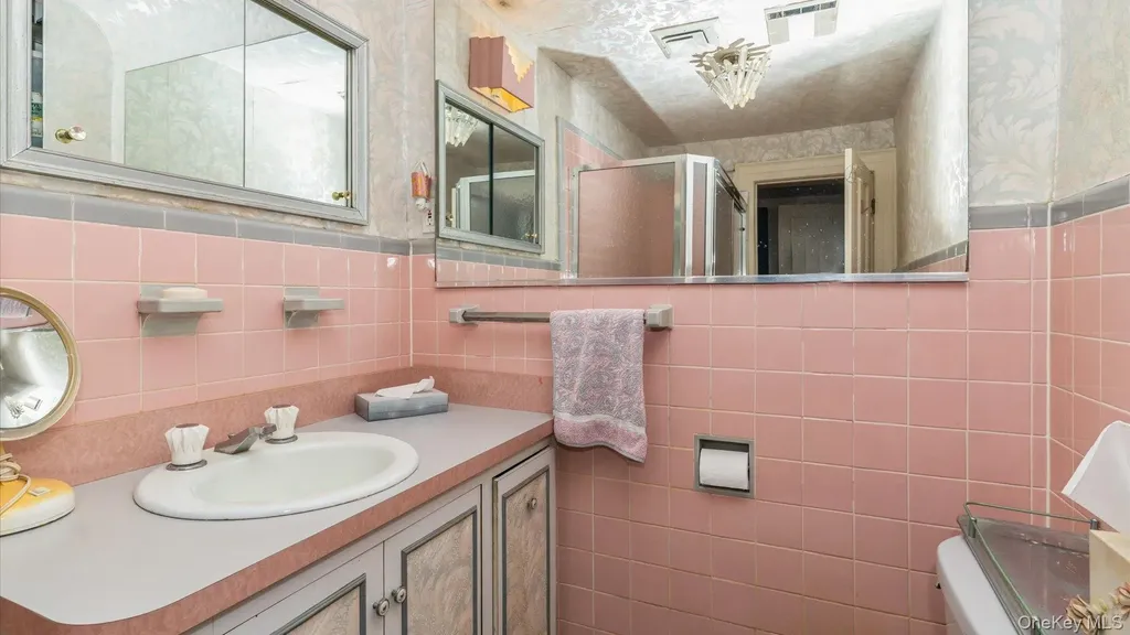 178 Wildacre Avenue Lawrence NY 11559