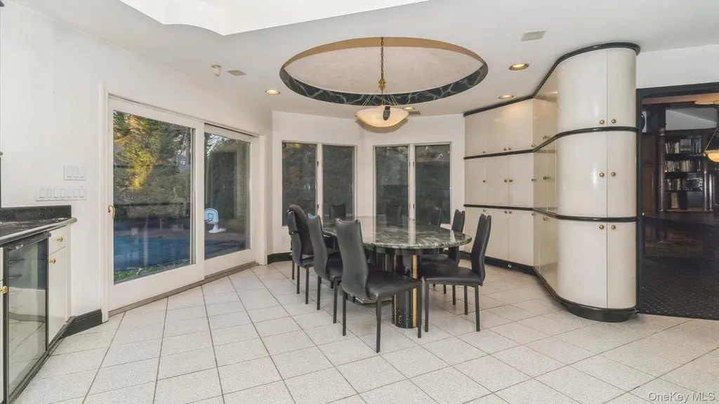 178 Wildacre Avenue Lawrence NY 11559
