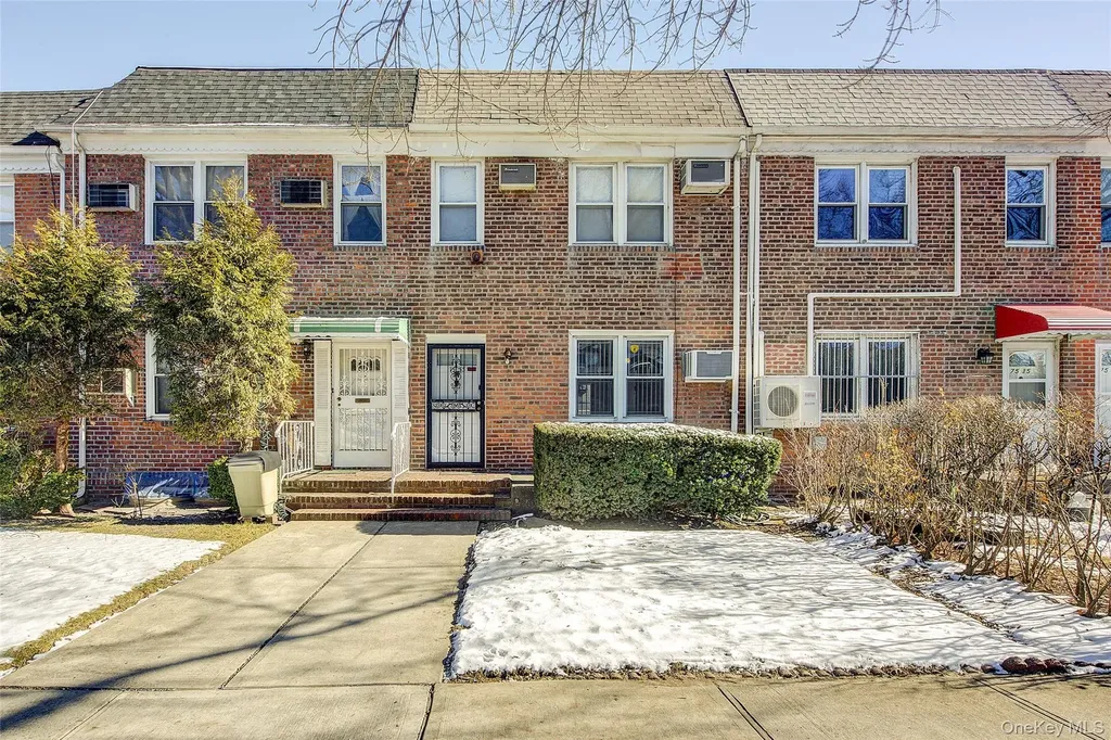 7533 168th Street Fresh Meadows NY 11366