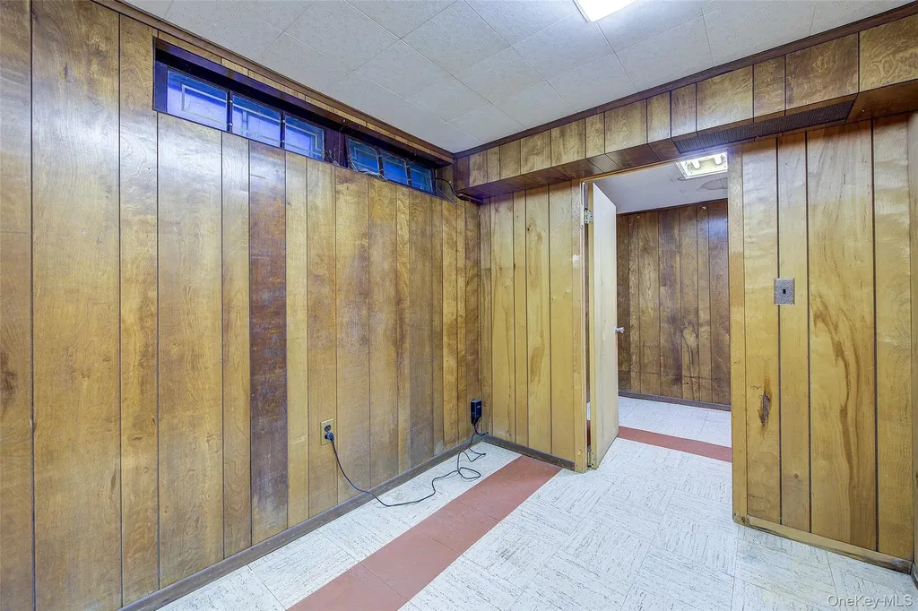 7533 168th Street Fresh Meadows NY 11366