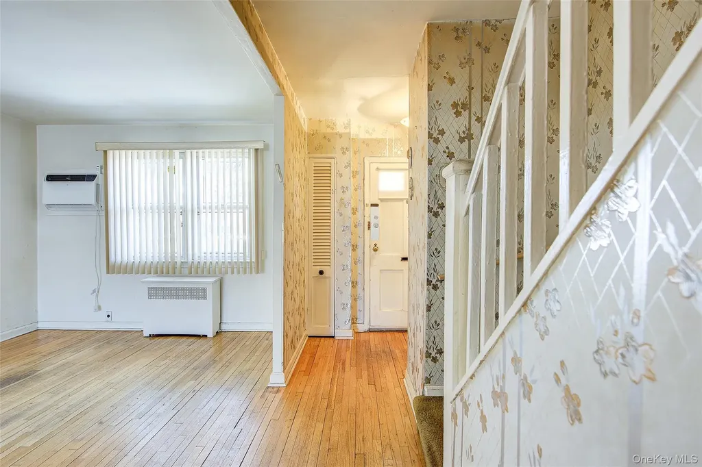 7533 168th Street Fresh Meadows NY 11366
