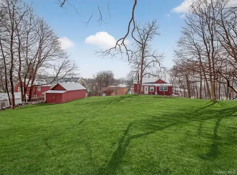 17 Waldron Avenue Nyack NY 10960