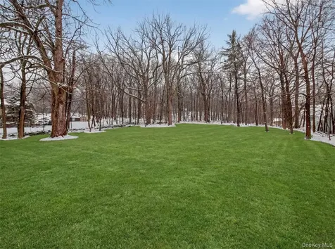 17 Waldron Avenue Nyack NY 10960