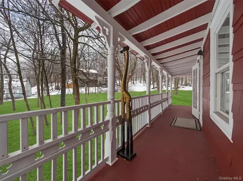 17 Waldron Avenue Nyack NY 10960